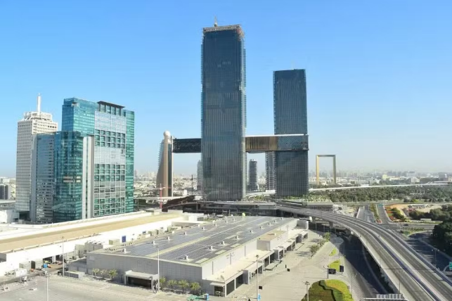 Prédio com estrutura suspensa em Dubai desafia a engenharia; veja fotos